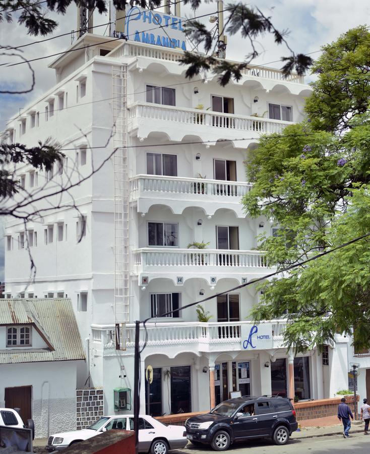 A L'Hotel Antananarivo Esterno foto