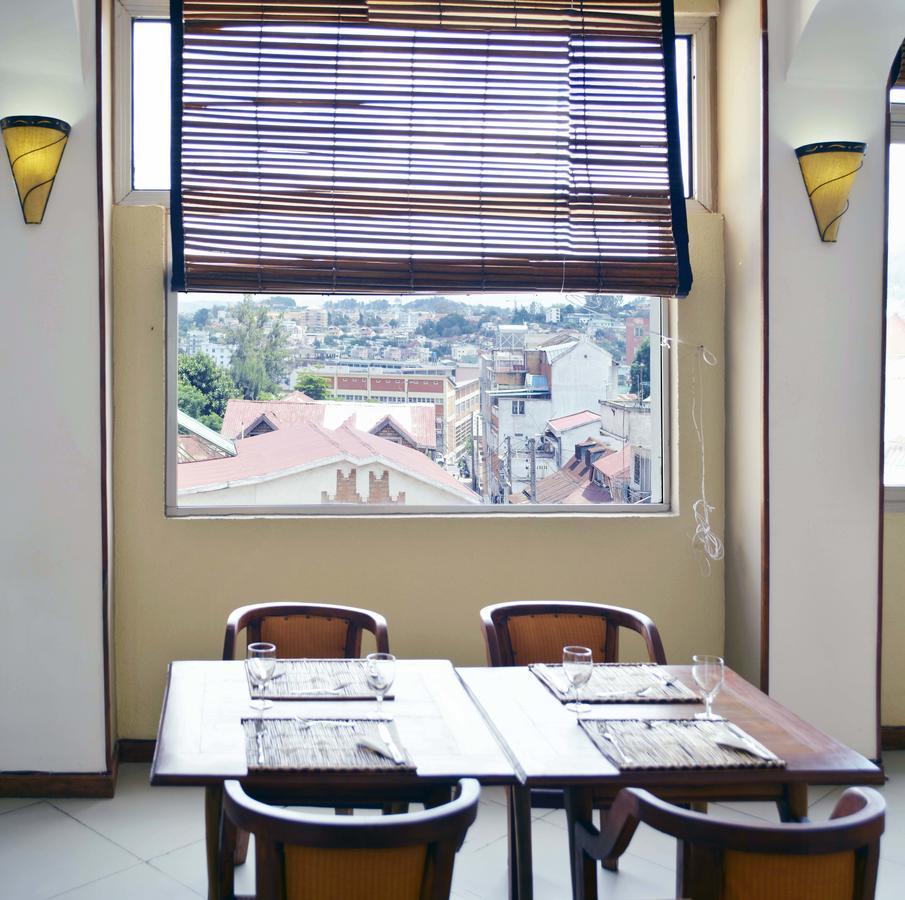 A L'Hotel Antananarivo Esterno foto